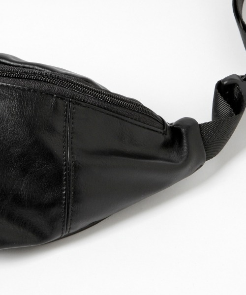 LOWRYS FARM(ローリーズファーム)の「FLウエストバッグ 958539(ボディバッグ/ウエストポーチ・レディース・ブラック/ダークブラウン・FREE)」の12枚目の写真