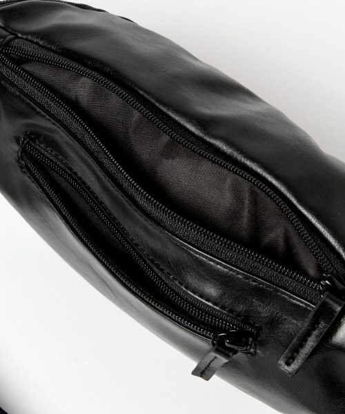 LOWRYS FARM(ローリーズファーム)の「FLウエストバッグ 958539(ボディバッグ/ウエストポーチ・レディース・ブラック/ダークブラウン・FREE)」の9枚目の写真