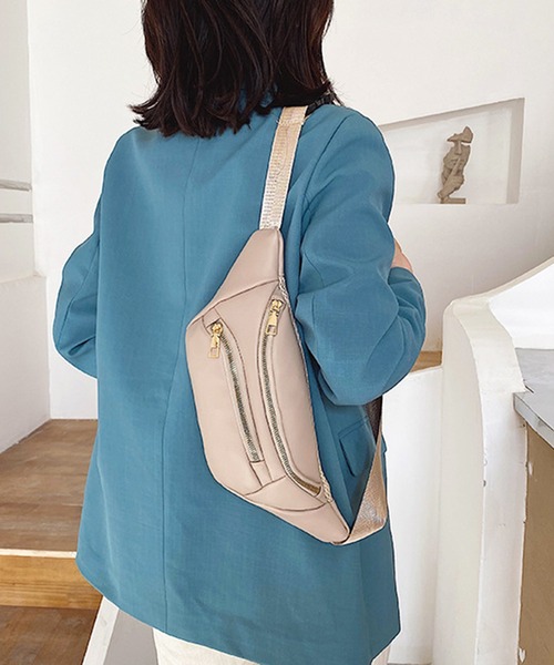 shopnikoniko（ショップニコニコ）の「ボディバッグ 合成皮革 2way（ボディバッグ/ウエストポーチ・レディース・ブラック/ベージュ/ブラウン・フリー）」の14枚目の写真