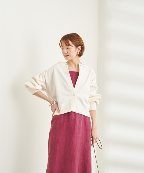 DouDou(ドゥドゥ)の「ステッチ入りボリュームスリーブカーディガン(カーディガン/ボレロ・レディース・アイボリー/ブラック・FREE)」の11枚目の写真