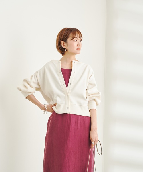 DouDou(ドゥドゥ)の「ステッチ入りボリュームスリーブカーディガン(カーディガン/ボレロ・レディース・アイボリー/ブラック・FREE)」の4枚目の写真