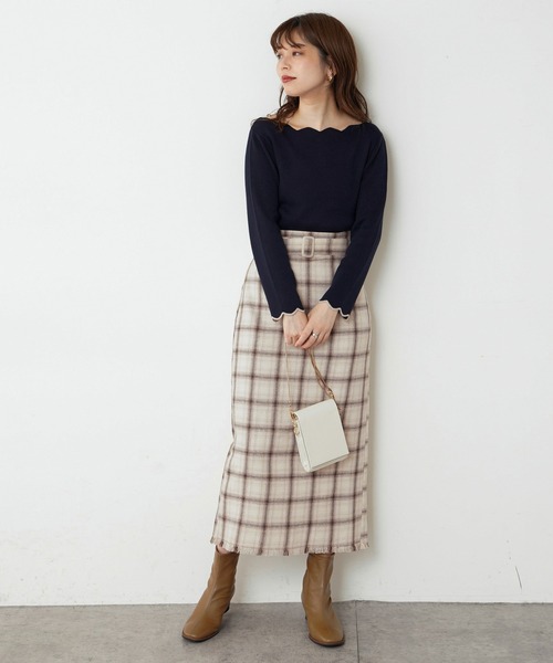 natural couture（ナチュラルクチュール）の「ベルト付き裾フリンジチェックスカート（スカート・レディース・ブラック系/ベージュ系/ブルー系・FREE）」の4枚目の写真