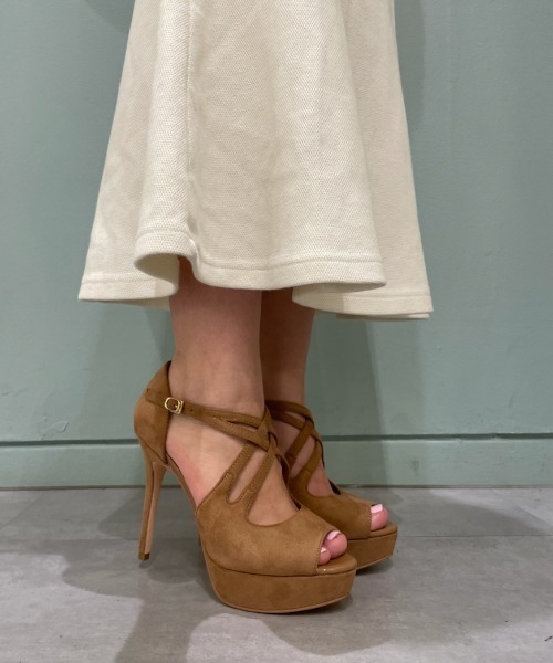 セール 21aw新作 R E Wクロスストラップオープントゥパンプス パンプス R E アールアンドイー のファッション通販 Zozotown