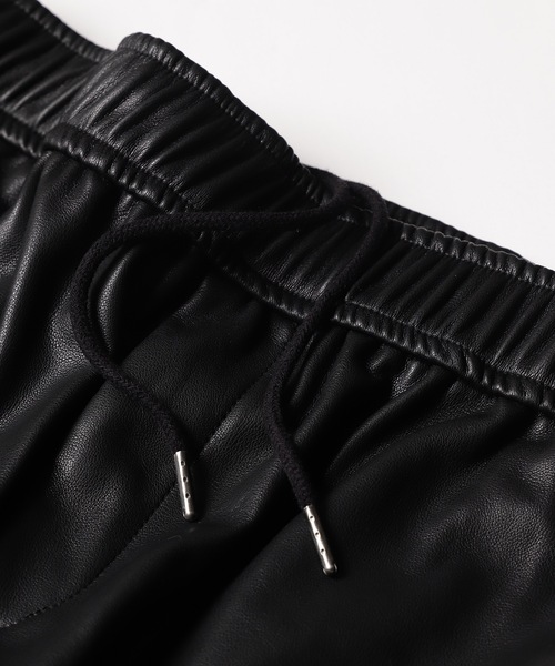 .efiLevol（エフィレボル）の「Eco Leather Easy Pants（その他パンツ・メンズ・ブラック・FREE）」の9枚目の写真
