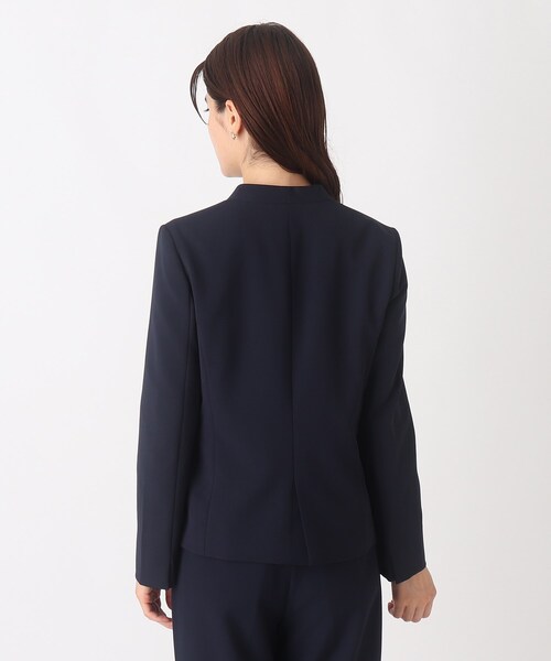 OPAQUE.CLIP（オペークドットクリップ）の「◆デレガントダブルクロス ノーカラージャケット【WEB限定サイズ】（スーツジャケット・レディース・ベージュ/ネイビー・40/38/42）」の11枚目の写真