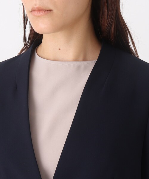OPAQUE.CLIP（オペークドットクリップ）の「◆デレガントダブルクロス ノーカラージャケット【WEB限定サイズ】（スーツジャケット・レディース・ベージュ/ネイビー・40/38/42）」の5枚目の写真