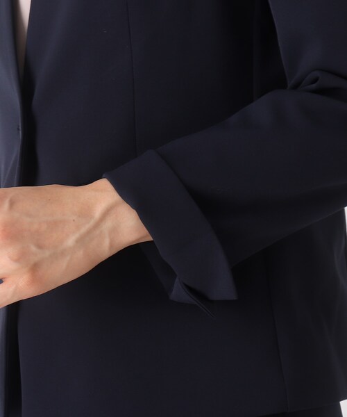 OPAQUE.CLIP（オペークドットクリップ）の「◆デレガントダブルクロス ノーカラージャケット【WEB限定サイズ】（スーツジャケット・レディース・ベージュ/ネイビー・40/38/42）」の14枚目の写真