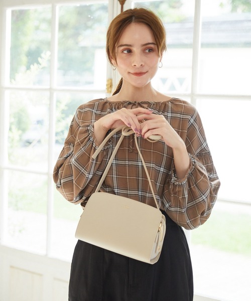Rewde(ルゥデ)の「サイドスエードコンビショルダーバッグ(1R18-BA0506)(ショルダーバッグ・レディース・ブラック/ベージュ/カーキ/モカ・FREE)」の17枚目の写真
