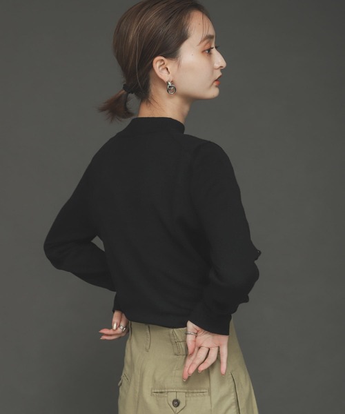 SENSE OF PLACE by URBAN RESEARCH（センスオブプレイスバイアーバンリサーチ）の「ストレッチボタンディテールセーター（ニット/セーター・レディース・ブラック/アイボリー/ライトブルー/ホワイト系その他・ONE）」の16枚目の写真