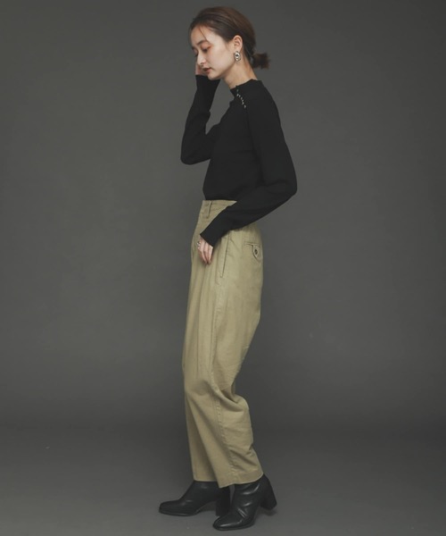 SENSE OF PLACE by URBAN RESEARCH（センスオブプレイスバイアーバンリサーチ）の「ストレッチボタンディテールセーター（ニット/セーター・レディース・ブラック/アイボリー/ライトブルー/ホワイト系その他・ONE）」の17枚目の写真