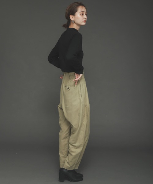 SENSE OF PLACE by URBAN RESEARCH（センスオブプレイスバイアーバンリサーチ）の「ストレッチボタンディテールセーター（ニット/セーター・レディース・ブラック/アイボリー/ライトブルー/ホワイト系その他・ONE）」の19枚目の写真