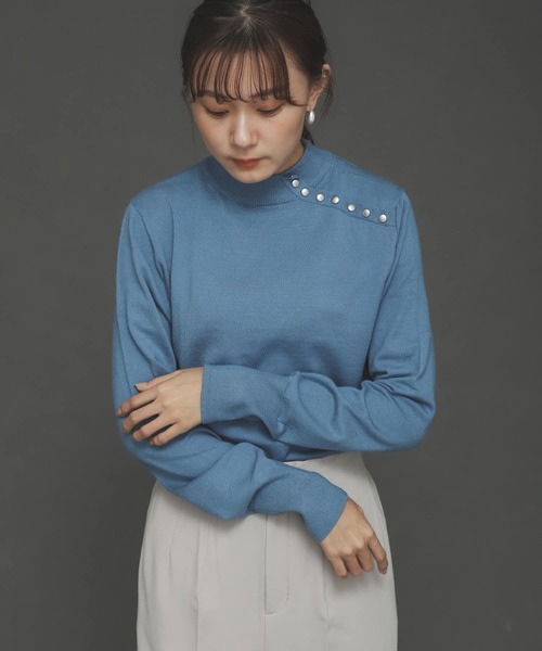 SENSE OF PLACE by URBAN RESEARCH（センスオブプレイスバイアーバンリサーチ）の「ストレッチボタンディテールセーター（ニット/セーター・レディース・ブラック/アイボリー/ライトブルー/ホワイト系その他・ONE）」の21枚目の写真