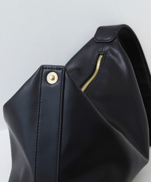 ハンドバッグ NADEL MINI BAG (SOFT BLACK) Atelier de LUMEN