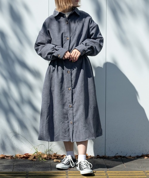 PairPair（ペアペア）の「コーデュロイシャツワンピース（ワンピース・レディース・グレイッシュブルー/ブラウン/アイボリー・FREE）」の12枚目の写真