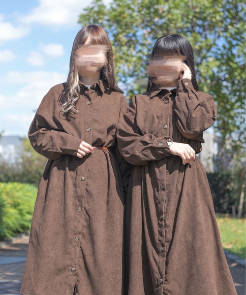 PairPair（ペアペア）の「コーデュロイシャツワンピース（ワンピース・レディース・グレイッシュブルー/ブラウン/アイボリー・FREE）」の11枚目の写真