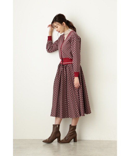 JILL STUART（ジルスチュアート）の「◆キエラジャガードニット（カーディガン/ボレロ・レディース・カーキ/ボルドー・FREE）」の4枚目の写真