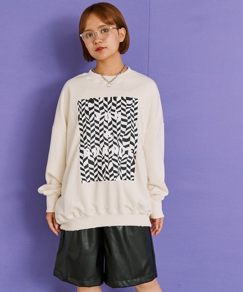 byYOUANCE（バイユアンス）の「ダメージグラフィックスウェット（スウェット・レディース・オートミール/アイボリー/グリーン/スミクロ/ピンク/サックスブルー/ブラック・FREE）」の10枚目の写真