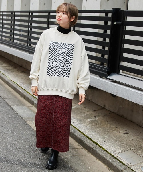 byYOUANCE（バイユアンス）の「ダメージグラフィックスウェット（スウェット・レディース・オートミール/アイボリー/グリーン/スミクロ/ピンク/サックスブルー/ブラック・FREE）」の14枚目の写真