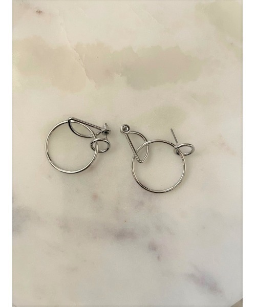 mou（モウ）の「シルバーファンピアス（ピアス（両耳用）・レディース・シルバー・FREE）」の9枚目の写真