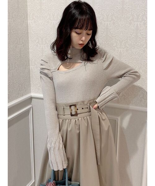 dazzlin（ダズリン）の「デコルテオープンリブニットトップス（ニット/セーター・レディース・グレー/ブラック/グリーン・FREE）」の3枚目の写真