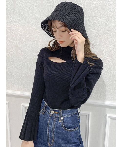 dazzlin（ダズリン）の「デコルテオープンリブニットトップス（ニット/セーター・レディース・グレー/ブラック/グリーン・FREE）」の4枚目の写真