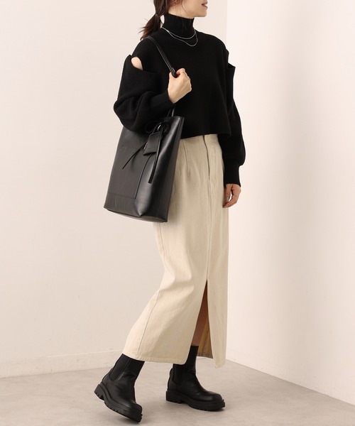 one after another NICE CLAUP(ワンアフターアナザーナイスクラップ)の「ボタンの位置で印象が変わる!肩ボタンハイネックニット(ニット/セーター・レディース・アイボリー/ブラック/グレー/ピンク・FREE)」の21枚目の写真