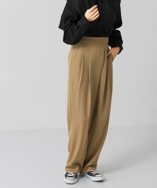 KBF(ケイビーエフ)の「ハイウエストラップパンツ(その他パンツ・レディース・イエロー系その他/ベージュ/ダークブラウン・ONE)」の4枚目の写真