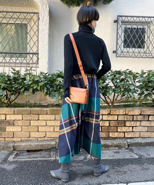 Jewelobe（ジュエローブ）の「ビッグチェックタックフレアスカート（スカート・レディース・ベージュ/イエロー/ネイビー・M/S）」の5枚目の写真