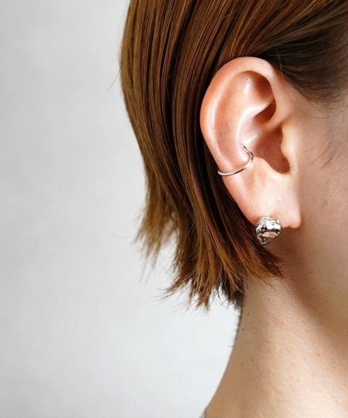 SIGNAL（シグナル）の「【SIGNAL/シグナル】Minimal Pierce / ミニマルピアス（ピアス（両耳用）・レディース・シルバー/ゴールド・FREE）」の6枚目の写真