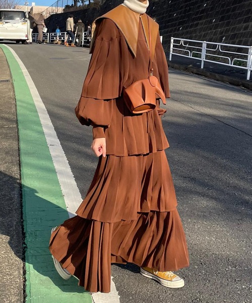 PERNA（ペルナ）の「ティアードプリーツワンピース（ワンピース）」 - WEAR