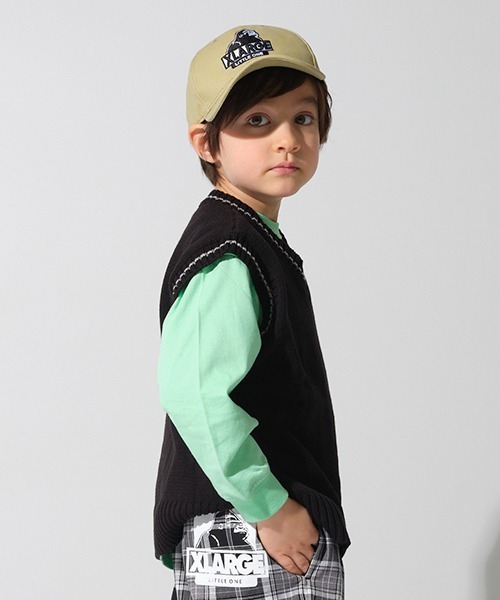 XLARGE KIDS(エクストララージキッズ)の「ニットVベスト(ベスト・キッズ・ブラック/トップグレー・110cm/100cm/140cm/130cm/90cm/120cm)」の13枚目の写真