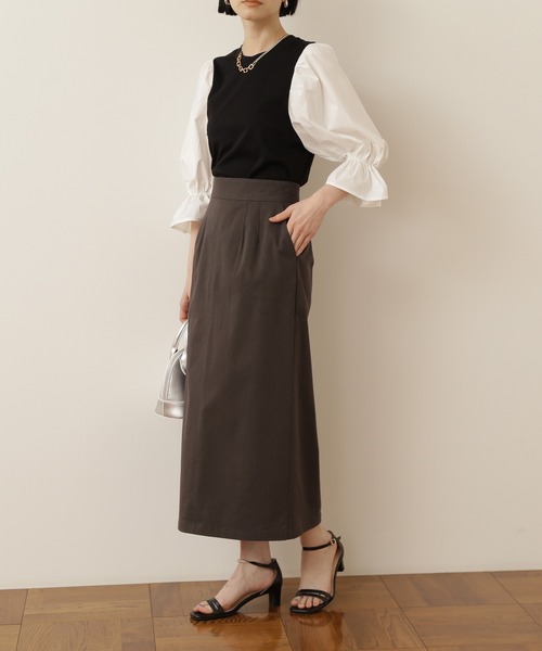 NATURAL BEAUTY BASIC(ナチュラルビューティーベーシック)の「ピケストレッチタイトミモレスカート(スカート・レディース・チャコールグレー/オフホワイト/ブルー・SMALL/MEDIUM)」の6枚目の写真