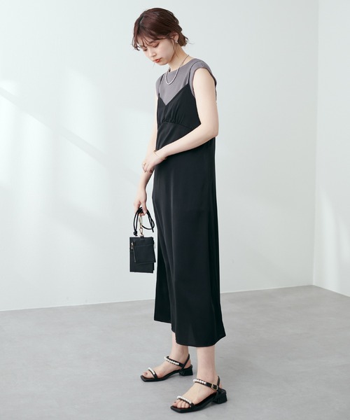 natural couture（ナチュラルクチュール）の「【WEB限定】素材感で魅せる　ノースリリブニット×キャミワンピースセット（ワンピース・レディース・ブラック/ベージュ/サックスブルー/ドット・FREE）」の7枚目の写真