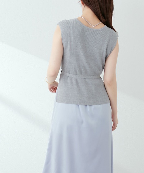 natural couture（ナチュラルクチュール）の「【WEB限定】素材感で魅せる　ノースリリブニット×キャミワンピースセット（ワンピース・レディース・ブラック/ベージュ/サックスブルー/ドット・FREE）」の18枚目の写真