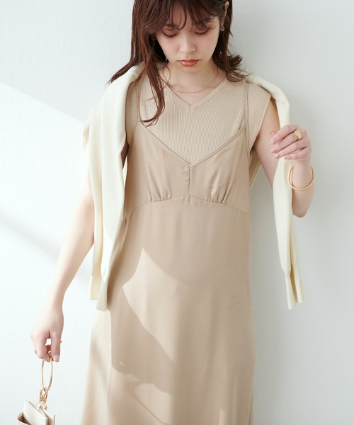 natural couture（ナチュラルクチュール）の「【WEB限定】素材感で魅せる　ノースリリブニット×キャミワンピースセット（ワンピース・レディース・ブラック/ベージュ/サックスブルー/ドット・FREE）」の13枚目の写真
