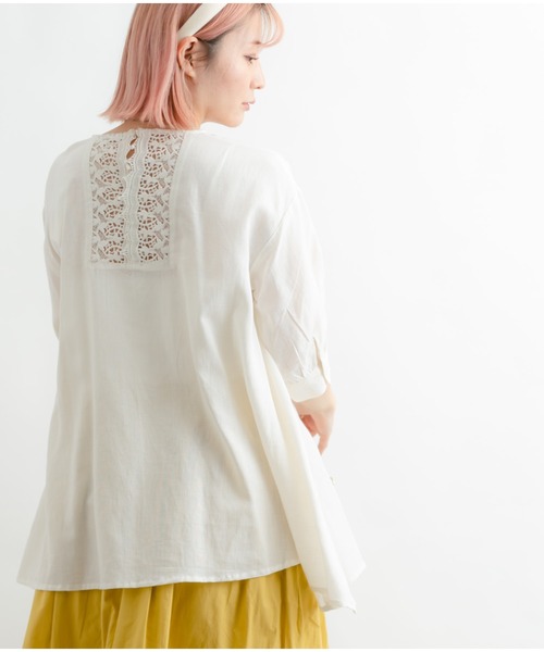 Wordtrobe（ワードトローブ）の「【wordtrobe】レーヨンフレックス バックレース Aライン チュニック（シャツ/ブラウス・レディース・ブラック/グリーン/ライトグレー/オフホワイト・FREE）」の11枚目の写真