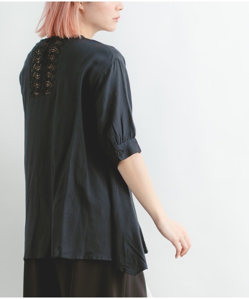 Wordtrobe（ワードトローブ）の「【wordtrobe】レーヨンフレックス バックレース Aライン チュニック（シャツ/ブラウス・レディース・ブラック/グリーン/ライトグレー/オフホワイト・FREE）」の19枚目の写真