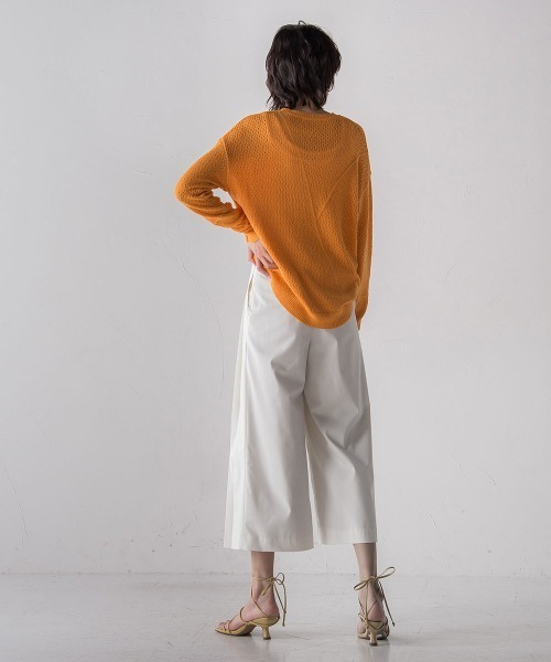 socolla（ソコラ）の「パッチワークライクメッシュプルオーバー（ニット/セーター・レディース・オフホワイト/オレンジ/グレー・M）」の5枚目の写真