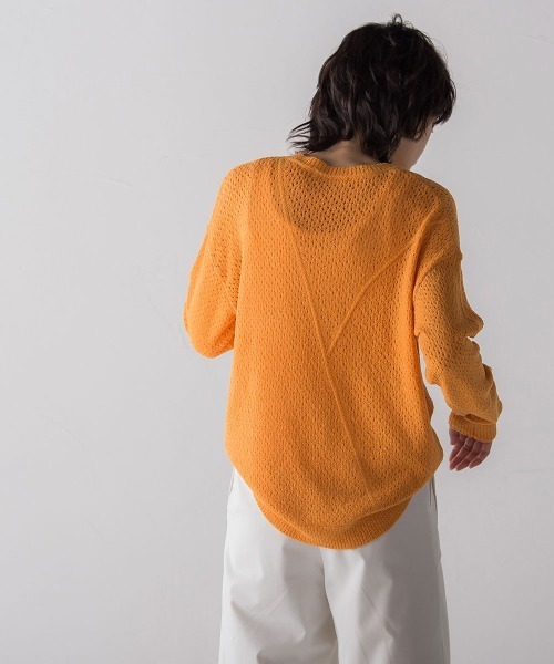 socolla（ソコラ）の「パッチワークライクメッシュプルオーバー（ニット/セーター・レディース・オフホワイト/オレンジ/グレー・M）」の11枚目の写真