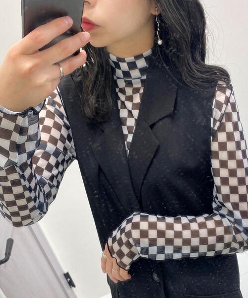INGNI(イング)の「チェッカー柄チュール/トップス(Tシャツ/カットソー・レディース・ホワイト×グリーン/ホワイト×ブラック/ホワイト系6・M)」の3枚目の写真