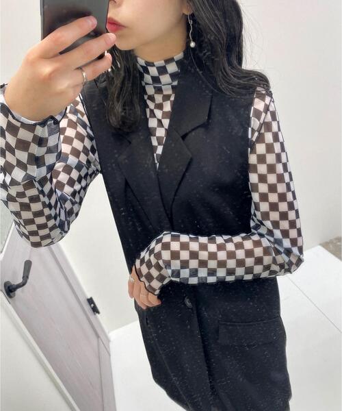 INGNI(イング)の「チェッカー柄チュール/トップス(Tシャツ/カットソー・レディース・ホワイト×グリーン/ホワイト×ブラック/ホワイト系6・M)」の4枚目の写真