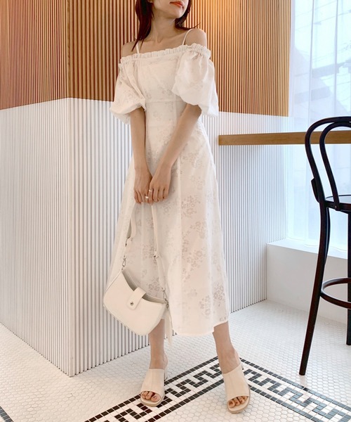 OLIVE des OLIVE（オリーブデオリーブ）の「オフショルワンピース