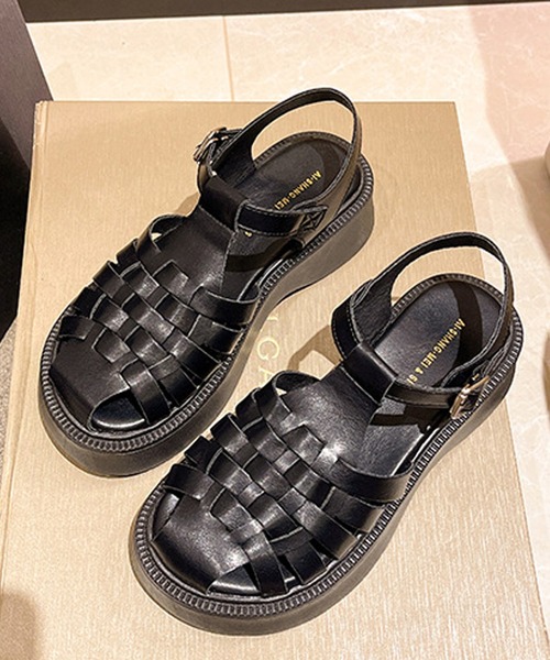 Doula Doula(ドゥーラドゥーラ)の「グルカプラットフォームサンダル(サンダル・レディース・ブラック/オフホワイト・S/M/L)」の1枚目の写真