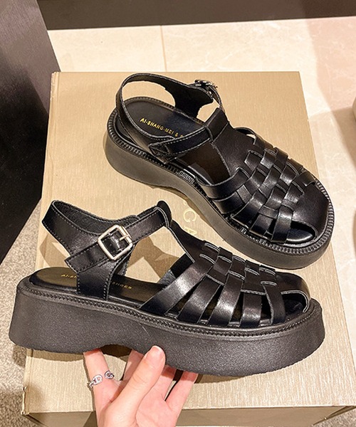 Doula Doula(ドゥーラドゥーラ)の「グルカプラットフォームサンダル(サンダル・レディース・ブラック/オフホワイト・S/M/L)」の3枚目の写真