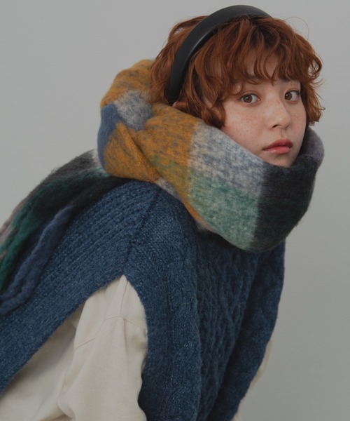 MERLOT（メルロー）の「チェックボリュームマフラー（マフラー・レディース・ピンク/オレンジ/グリーン/マルチ/ライトグリーン/ブルー・FREE）」の10枚目の写真