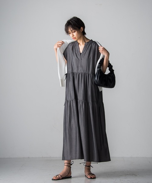 socolla（ソコラ）の「【socolla】デニムライクティアードワンピース（ワンピース・レディース・ブラック/ネイビー/ブルー・M）」の11枚目の写真