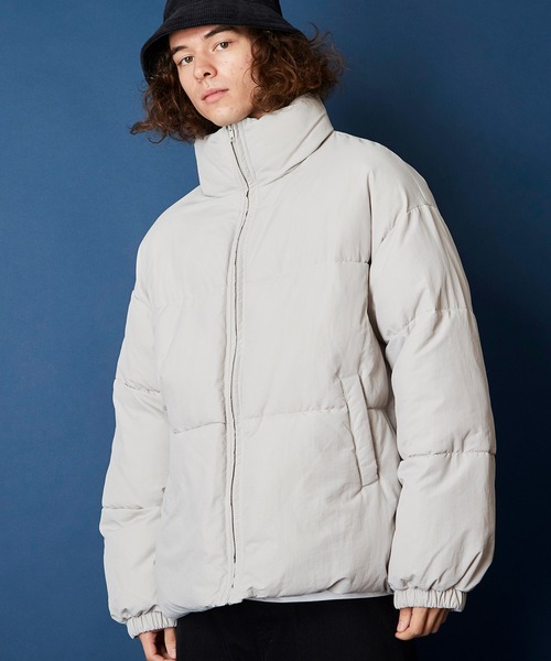 unrelaxing（アンリラクシング）の「ボリュームハイネック撥水ナイロンエコダウンジャケット（ダウンジャケット/コート・メンズ・アイボリー/ブラック/グレー/ライトカーキ/その他/スミクロ/ブルー系/ベージュ・FREE）」の20枚目の写真