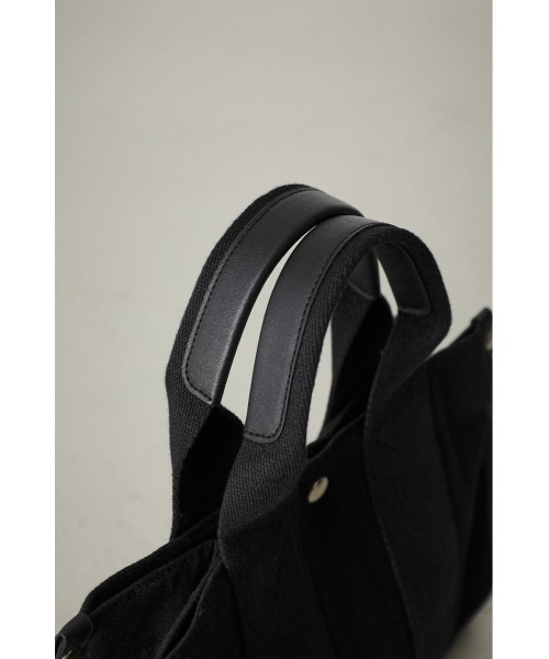 AZUL by moussy(アズールバイマウジー)の「SQUARE CANVAS TOTE BAG/スクエアキャンバストートバッグ(ショルダーバッグ・メンズ・ブラック/オフホワイト・FREE)」の22枚目の写真