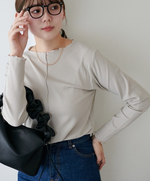 DISCOAT（ディスコート）の「≪新色追加！≫【WEB限定】前後2WAYリブメローロングスリーブ（Tシャツ/カットソー・レディース・ブラック/オフホワイト/アイボリー/グリーン系その他/ライトグレー/クリア/ホワイト系その他/ブルー系その他/グリーン系その他2/ブラック系その他2/ブラック系その他/キャメル/グレイッシュベージュ/ブラウン/ベージュ/ピンク/ブラウン系その他/グレー系その他/ネイビー/カーキ/サンドベージュ/モカ/ピンク系その他/ブラウン系その他2・FREE）」の7枚目の写真