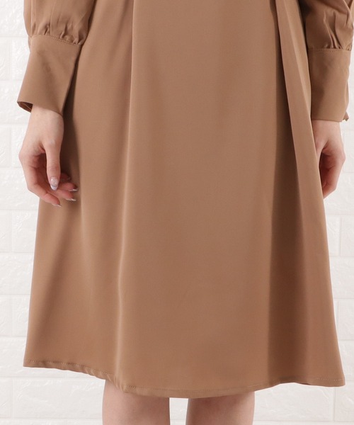 Lace Ladies(レースレディース)の「ボウタイフレアワンピース(ワンピース・レディース・ネイビー/グレイッシュベージュ・S/XL/M/L)」の15枚目の写真